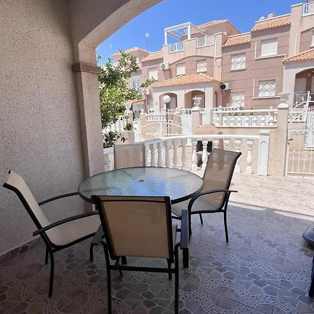 Avmancha 2mpool Apartment *